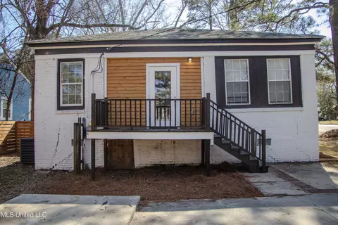 Exterior - 404 Downing St, Jackson, MS 39216 photo 4 of 8