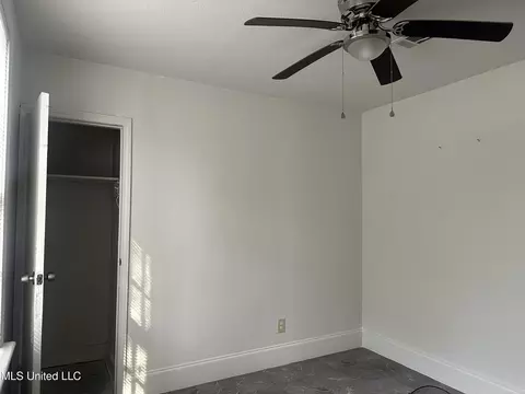 Bedroom - 4413 Dixie Dr, Jackson, MS 39209 photo 2 of 4