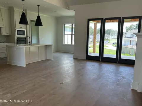 Living - 369 Wellstone Pl, Madison, MS 39110 photo 1 of 2