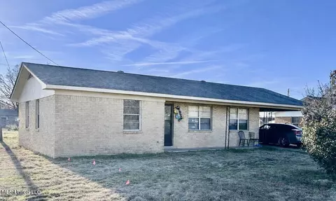 404 Mitchell St, Itta Bena, MS 38941