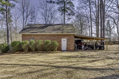 Exterior - 1104 Pointe Cv, Brandon, MS 39042 photo 9 of 11
