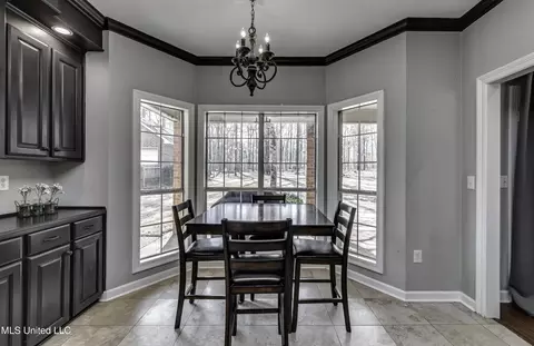 Dining - 1104 Pointe Cv, Brandon, MS 39042 photo 4 of 7