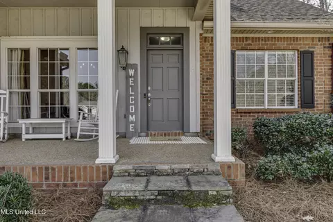 Exterior - 1104 Pointe Cv, Brandon, MS 39042 photo 2 of 11