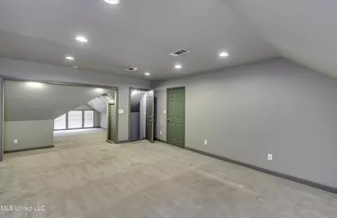Bedroom - 1104 Pointe Cv, Brandon, MS 39042 photo 6 of 6