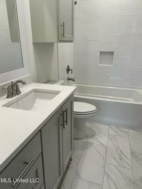 Bath - 439 Crossvine Pl, Madison, MS 39110 photo 7 of 7