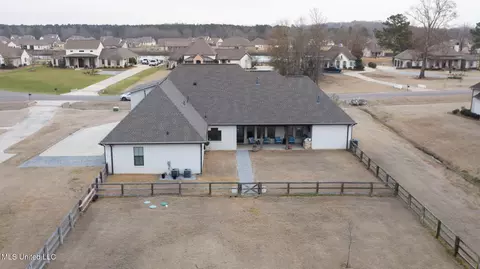 Exterior - 115 Crossview Pl, Brandon, MS 39047 photo 11 of 12