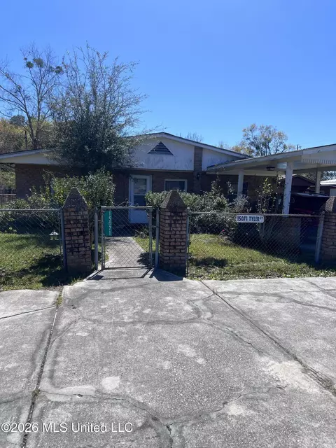 15071 E Tyler St, Gulfport, MS 39501