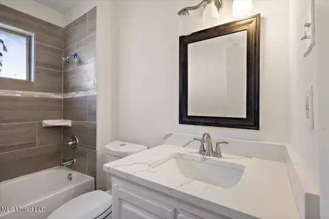 Bath - 5348 Keele St, Jackson, MS 39206 photo 3 of 3