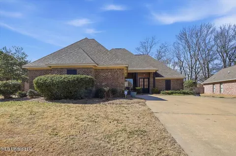 224 Stillhouse Creek Dr, Madison, MS 39110