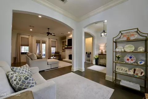 Entry Way - 103 Quarles Dr, Madison, MS 39110 photo 2 of 2