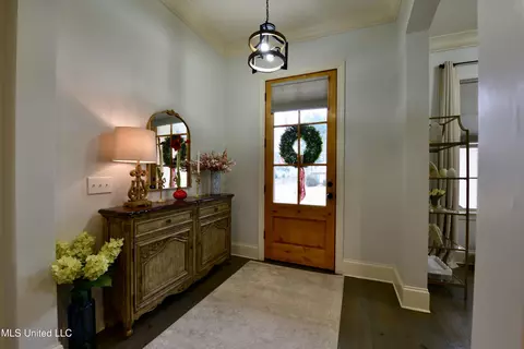 Entry Way - 103 Quarles Dr, Madison, MS 39110 photo 1 of 2