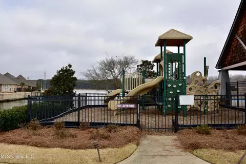 Exterior - 103 Quarles Dr, Madison, MS 39110 photo 7 of 7