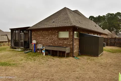 Exterior - 103 Quarles Dr, Madison, MS 39110 photo 4 of 7