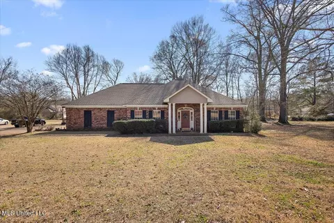 106 Sweet Gum Dr, Jackson, MS 39212