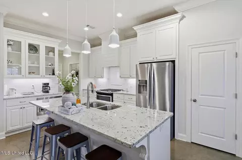 Kitchen - 606 Conti Dr, Brandon, MS 39042 photo 1 of 3