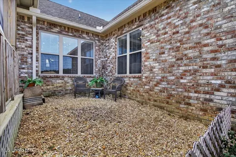 Exterior - 1010 Orleans Dr, Summit, MS 39666 photo 6 of 8