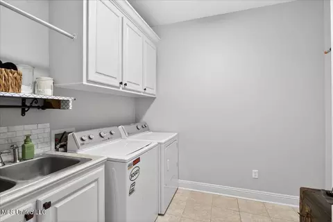 Other - 1010 Orleans Dr, Summit, MS 39666 photo 4 of 9