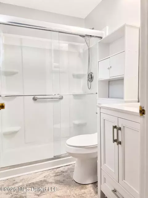 Bath - 3 Bainbridge Pl, Long Beach, MS 39560 photo 2 of 2