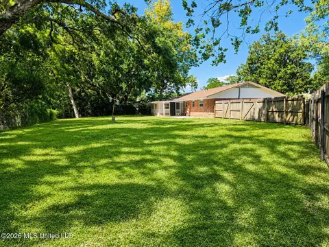 Exterior - 3 Bainbridge Pl, Long Beach, MS 39560 photo 2 of 3