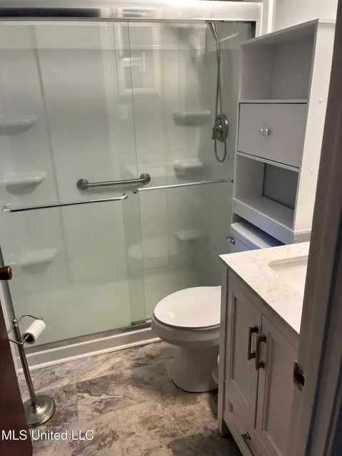 Bath - 3 Bainbridge Pl, Long Beach, MS 39560 photo 2 of 2