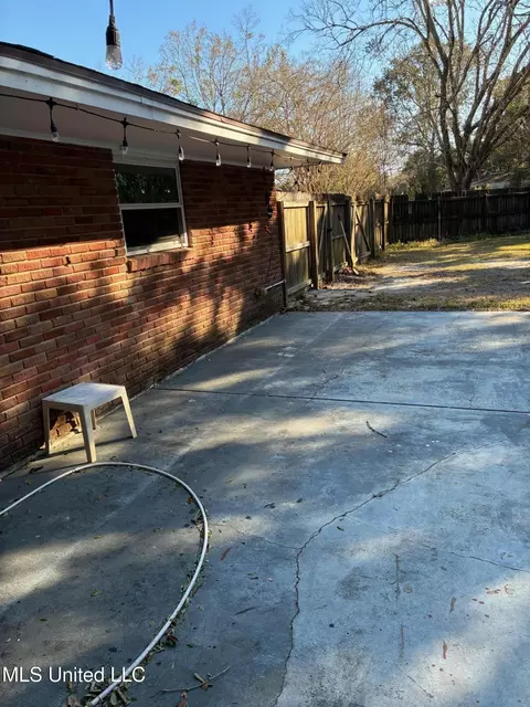 Exterior - 3 Bainbridge Pl, Long Beach, MS 39560 photo 5 of 7