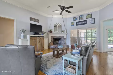 535 Florence Dr, Madison, MS 39110 photo 8