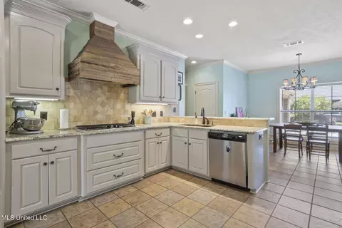 535 Florence Dr, Madison, MS 39110 photo 14