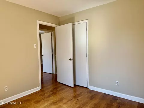 Bedroom - 22 Longmire Rd, Natchez, MS 39120 photo 2 of 4
