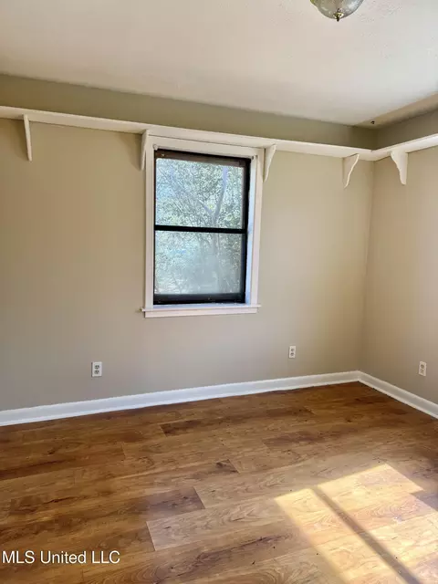 Bedroom - 22 Longmire Rd, Natchez, MS 39120 photo 1 of 4
