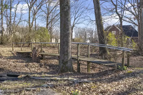 Exterior - 3555 Bonner Dr, Olive Branch, MS 38654 photo 6 of 10