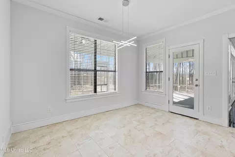 Dining - 3555 Bonner Dr, Olive Branch, MS 38654 photo 2 of 2