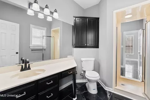 Bath - 3555 Bonner Dr, Olive Branch, MS 38654 photo 3 of 3