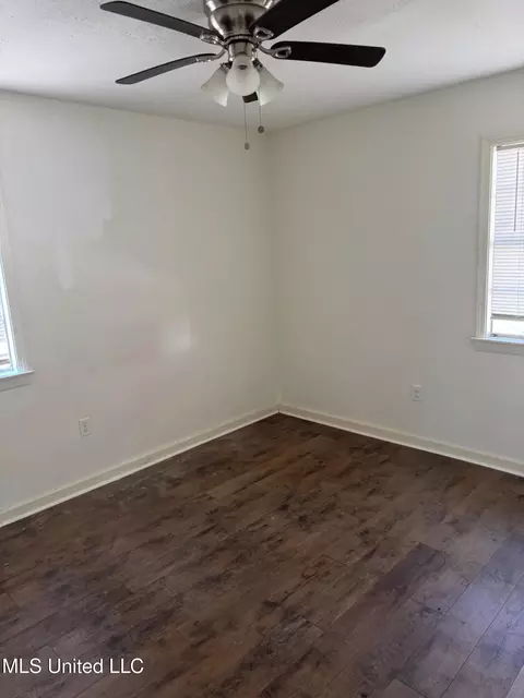410 Oneida Ave, Jackson, MS 39212 photo 4