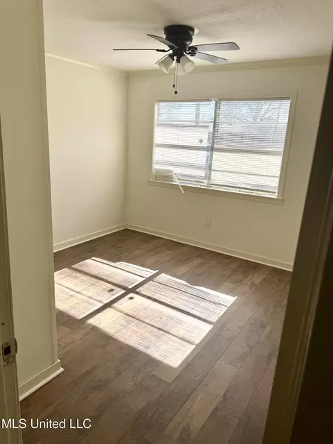 410 Oneida Ave, Jackson, MS 39212 photo 3