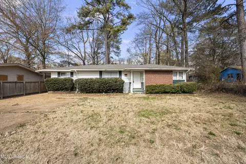 920 Woody Dr, Jackson, MS 39212