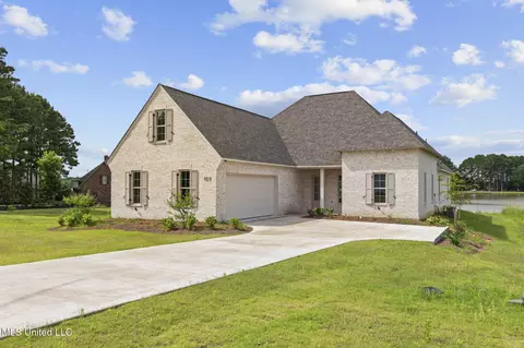 Exterior - 103 Charleston Cv, Madison, MS 39110 photo 2 of 13