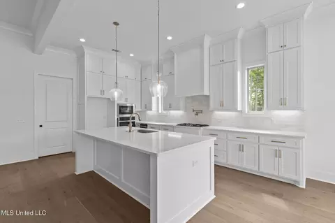 Kitchen - 103 Charleston Cv, Madison, MS 39110 photo 1 of 5