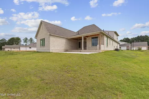 Exterior - 103 Charleston Cv, Madison, MS 39110 photo 11 of 13