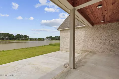 Exterior - 103 Charleston Cv, Madison, MS 39110 photo 10 of 13