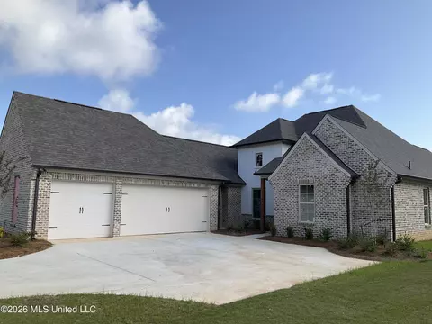 192 Bronson Bnd, Flowood, MS 39232