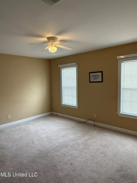 1002 Elm Dr, Mccomb, MS 39648 photo 5