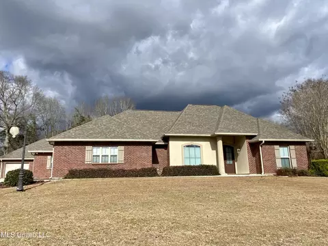 74 N Hill W Dr, Carriere, MS 39426