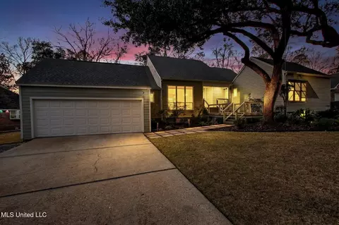 Exterior - 7928 Hapuna Pl, Diamondhead, MS 39525 photo 11 of 17