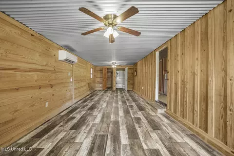 Entry Way - 1885 Silver Creek Rd, Crosby, MS 39633 photo 1 of 1