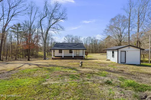 Exterior - 18285 Midway Rd, Terry, MS 39170 photo 4 of 22