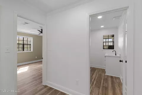 Entry Way - 18285 Midway Rd, Terry, MS 39170 photo 2 of 3