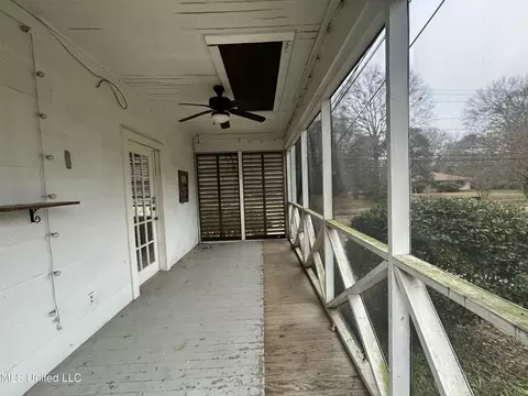 Exterior - 366 E Center St, Canton, MS 39046 photo 3 of 4