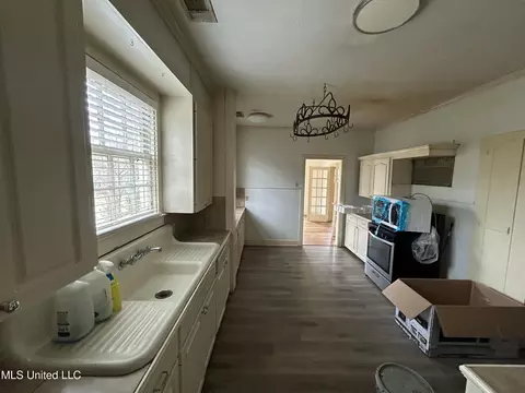 Kitchen - 366 E Center St, Canton, MS 39046 photo 2 of 2