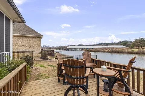 Exterior - 99 Harbor View Dr, Madison, MS 39110 photo 12 of 14