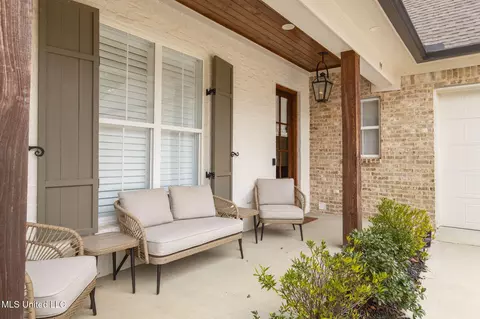 Exterior - 99 Harbor View Dr, Madison, MS 39110 photo 4 of 14